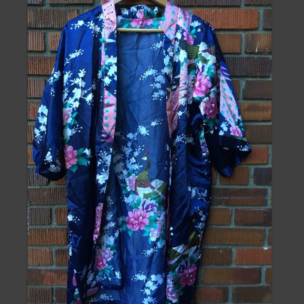 Silky Kimono/Robe